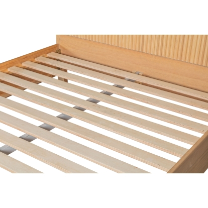 LA Furniture Winters Modern Natural Oak Bedroom Set VGWD-EMILIO-SET Contemporary Style by Vig Furnitrue Number 81080|81081 Catch Home Goods