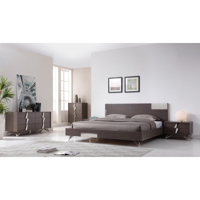 LA Furniture Eastern King Nicola Modern Grey Oak & Stainless Steel Bed VGVCBD1708-GRYOAK-EK Contemporary Style by Vig Furnitrue Number 74011 Catch Home Goods