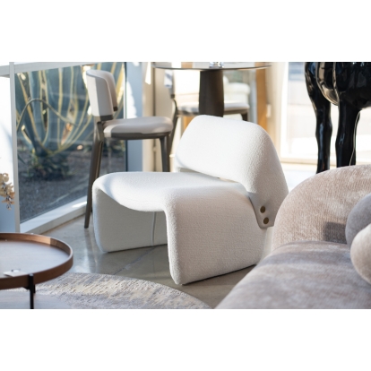 LA Furniture Tristan Modern Off White Fabric Accent Chair VGOD-ZW-21101-CH Contemporary Style by Vig Furnitrue Number 80053|80053A Catch Home Goods