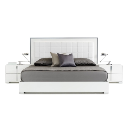 LA Furniture Queen San Marino Modern White Bed VGACSANMARINO-BED-WHT-Q Contemporary Style by Vig Furnitrue Number 73197A|73197B Catch Home Goods