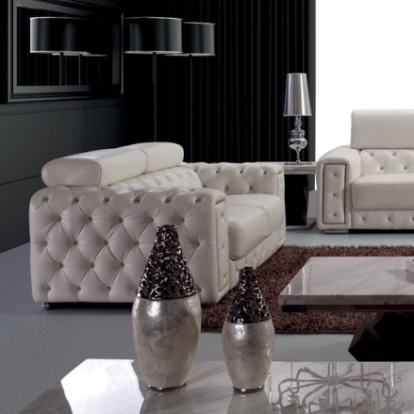 LA Furniture Lumy Modern Tufted White Leather Loveseat with Crystals VGBN3025-LOVE Contemporary Style by Vig Furnitrue Number 14387 Catch Home Goods