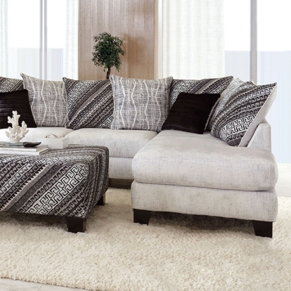 Furniture Of America Eimear Transitional Off-White/Black Sectional Model SM5173-SECT